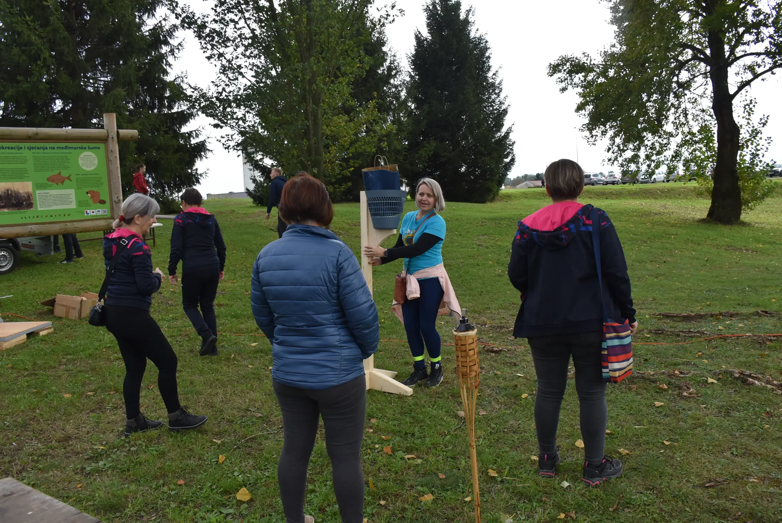 Jesenska kestenijada u Podbrestu 2024 (4) Jesenska kestenijada u Podbrestu 2024 (4)