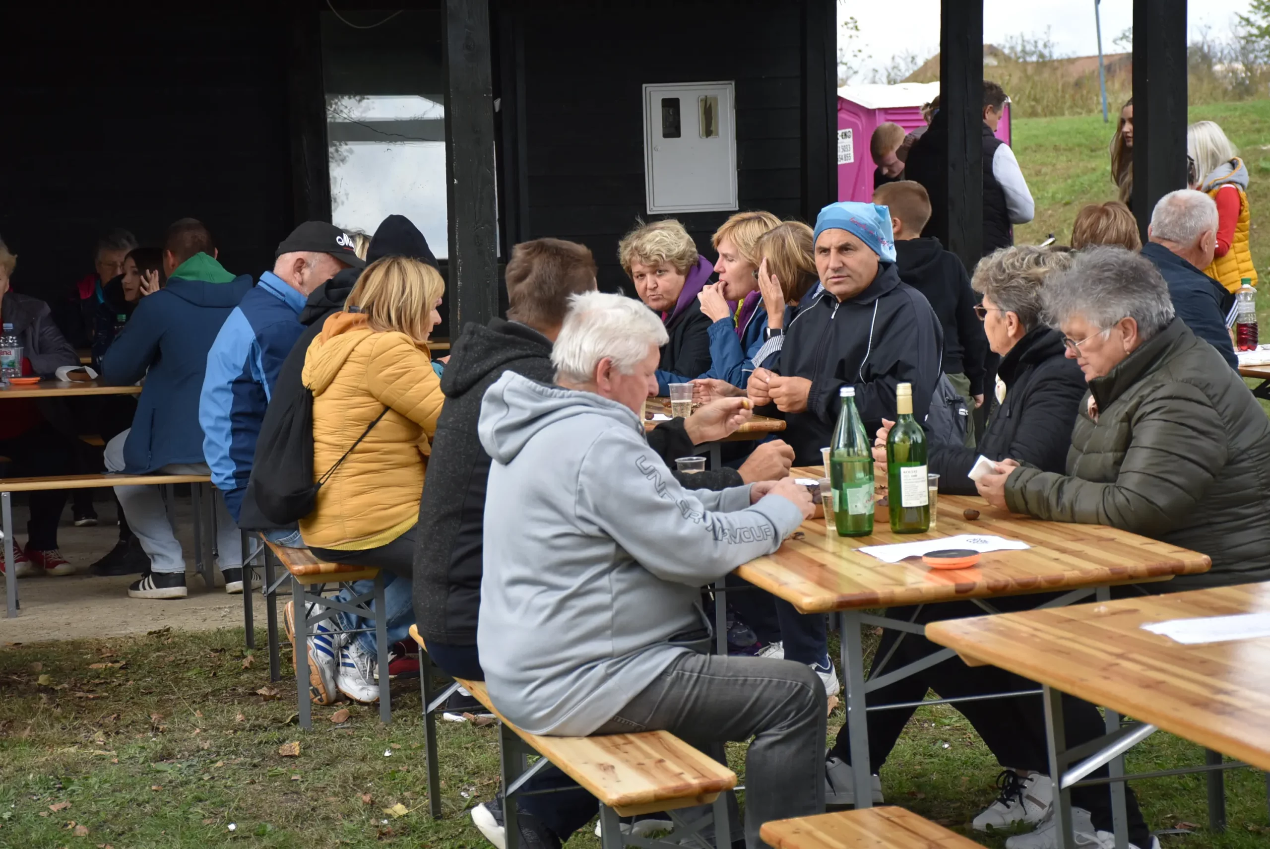 Jesenska kestenijada u Podbrestu 2024 (5) Jesenska kestenijada u Podbrestu 2024 (5)