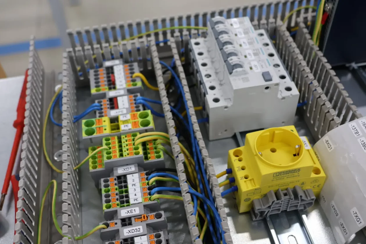 Josip Glasnović Varga elektronik Draškovec promo (22) Josip Glasnović Varga elektronik Draškovec promo (22)