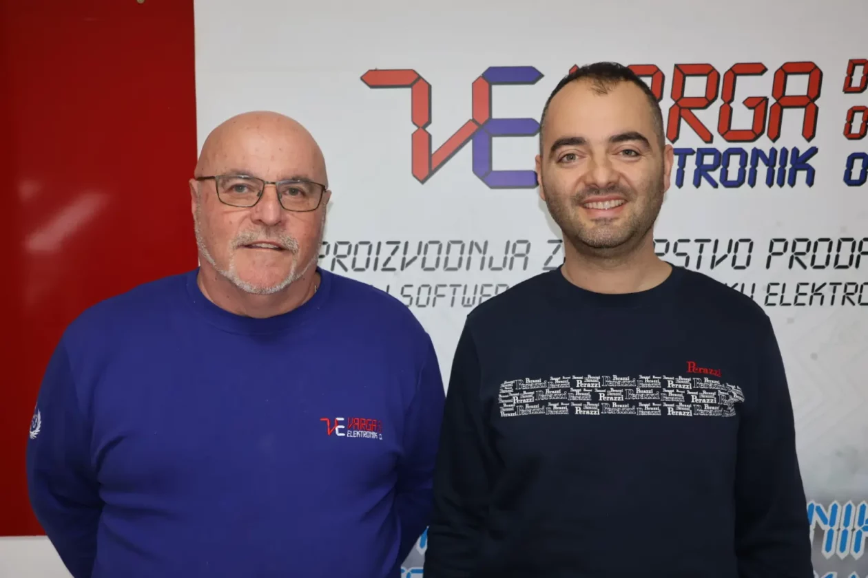 Josip Glasnović Varga elektronik Draškovec promo (9) Josip Glasnović Varga elektronik Draškovec promo (9)