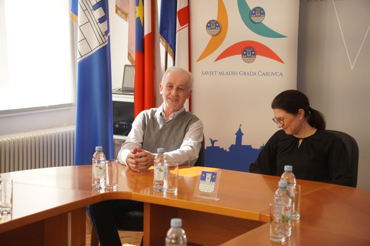 Josip Varga Potpisivanje sporazuma savjeta mladih grada Čakovca Opatija Koprivnica (26)