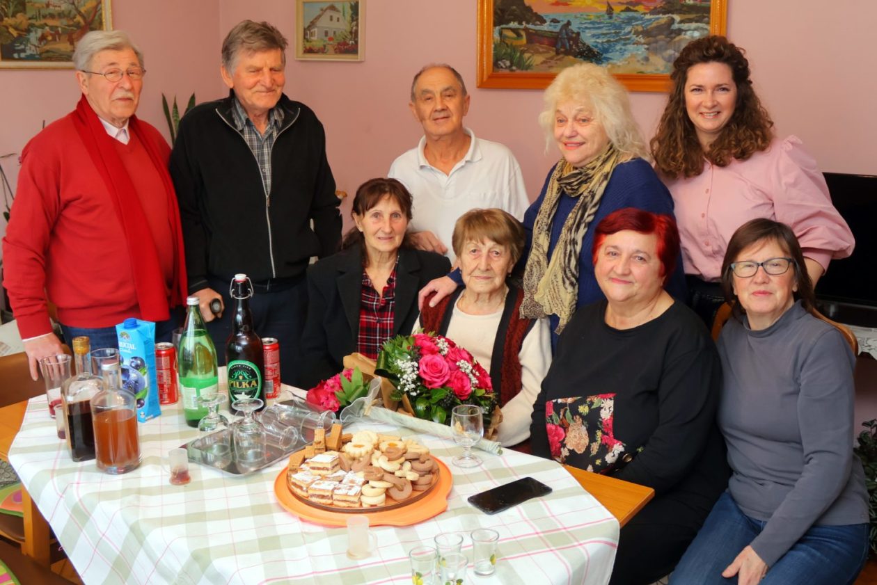 Julijana Srpak proslavila 102. rođendan (1)