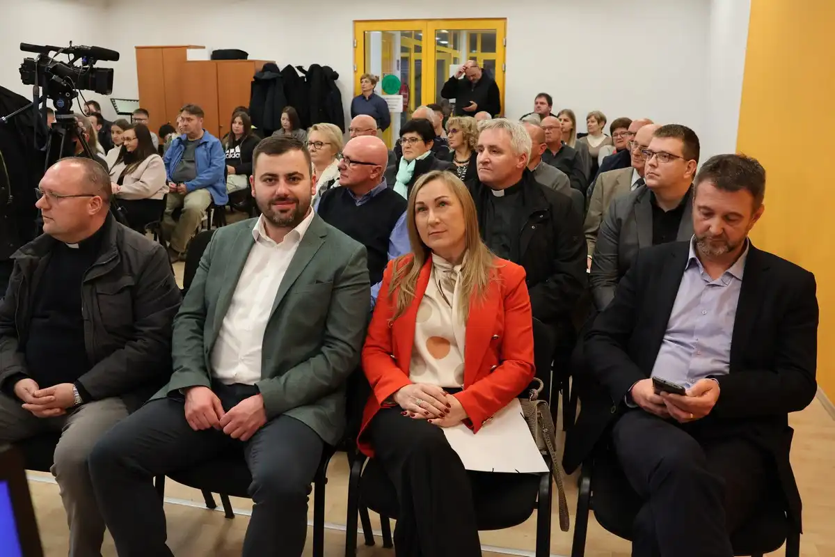 KAJKAVSKI – TISKARA NEDELIŠĆE (6) KAJKAVSKI – TISKARA NEDELIŠĆE (6)