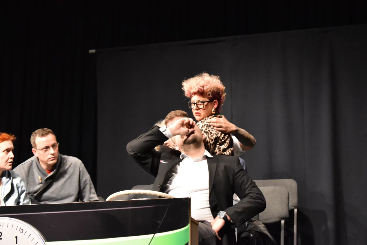 KAM GALERIJA 2. DAN (22) KAM GALERIJA 2. DAN (22)