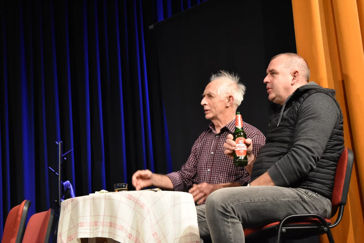 KAM GALERIJA 2. DAN (30) KAM GALERIJA 2. DAN (30)