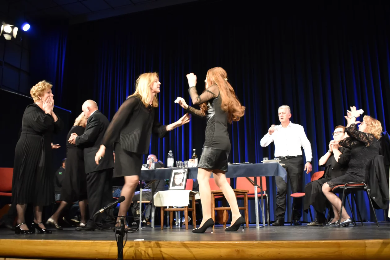 KAM GALERIJA 2. DAN (37) KAM GALERIJA 2. DAN (37)