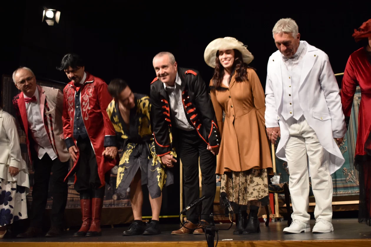 KAM GALERIJA 2. DAN (51) KAM GALERIJA 2. DAN (51)