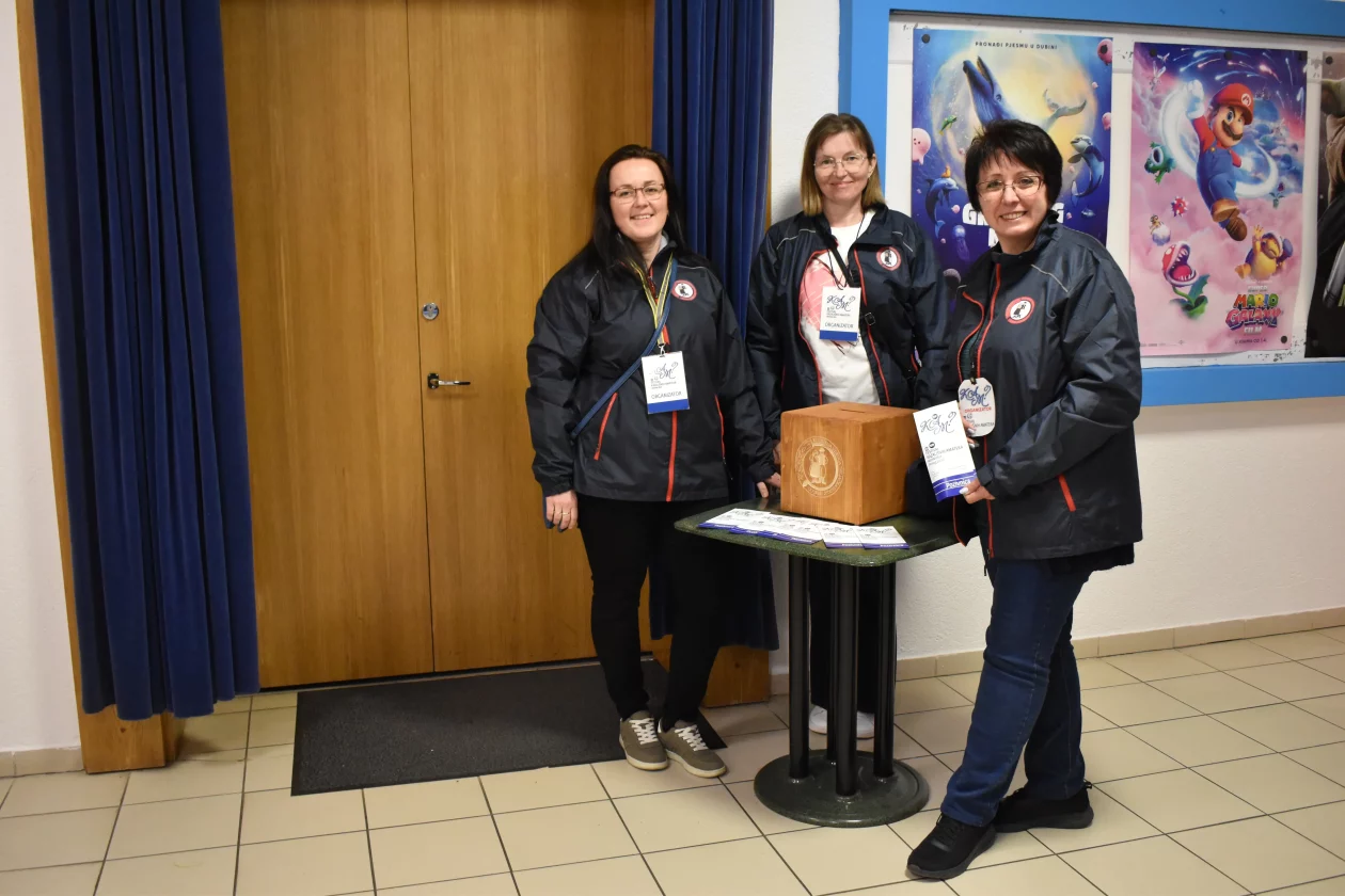 KAM GALERIJA 2. DAN (57) KAM GALERIJA 2. DAN (57)