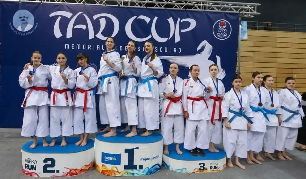 KARATE Šenkovec osvojio devet medalja na jakom TAD CUP-u u Rijeci (2) KARATE Šenkovec osvojio devet medalja na jakom TAD CUP-u u Rijeci (2)