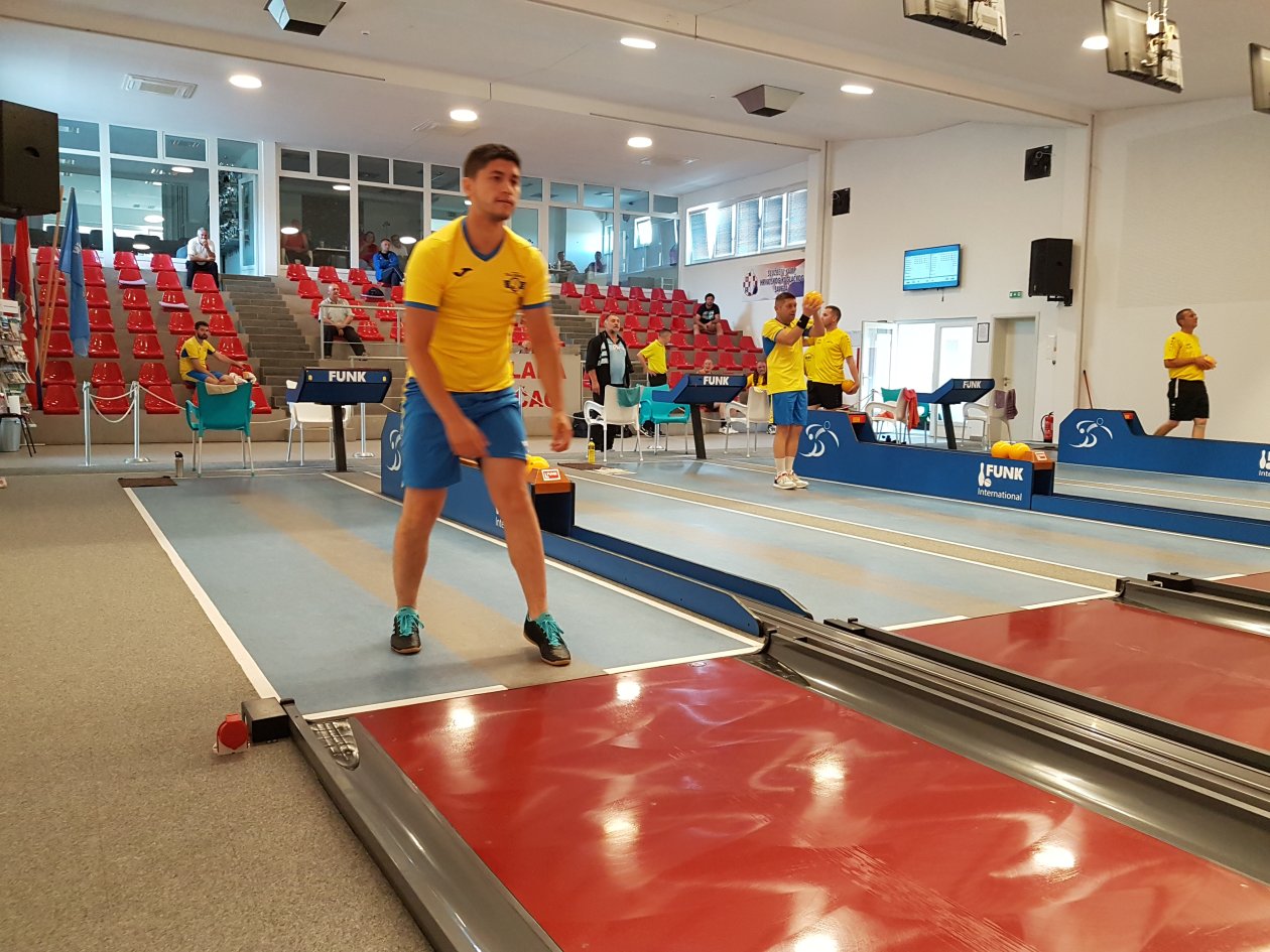 KK Željezničar (2)