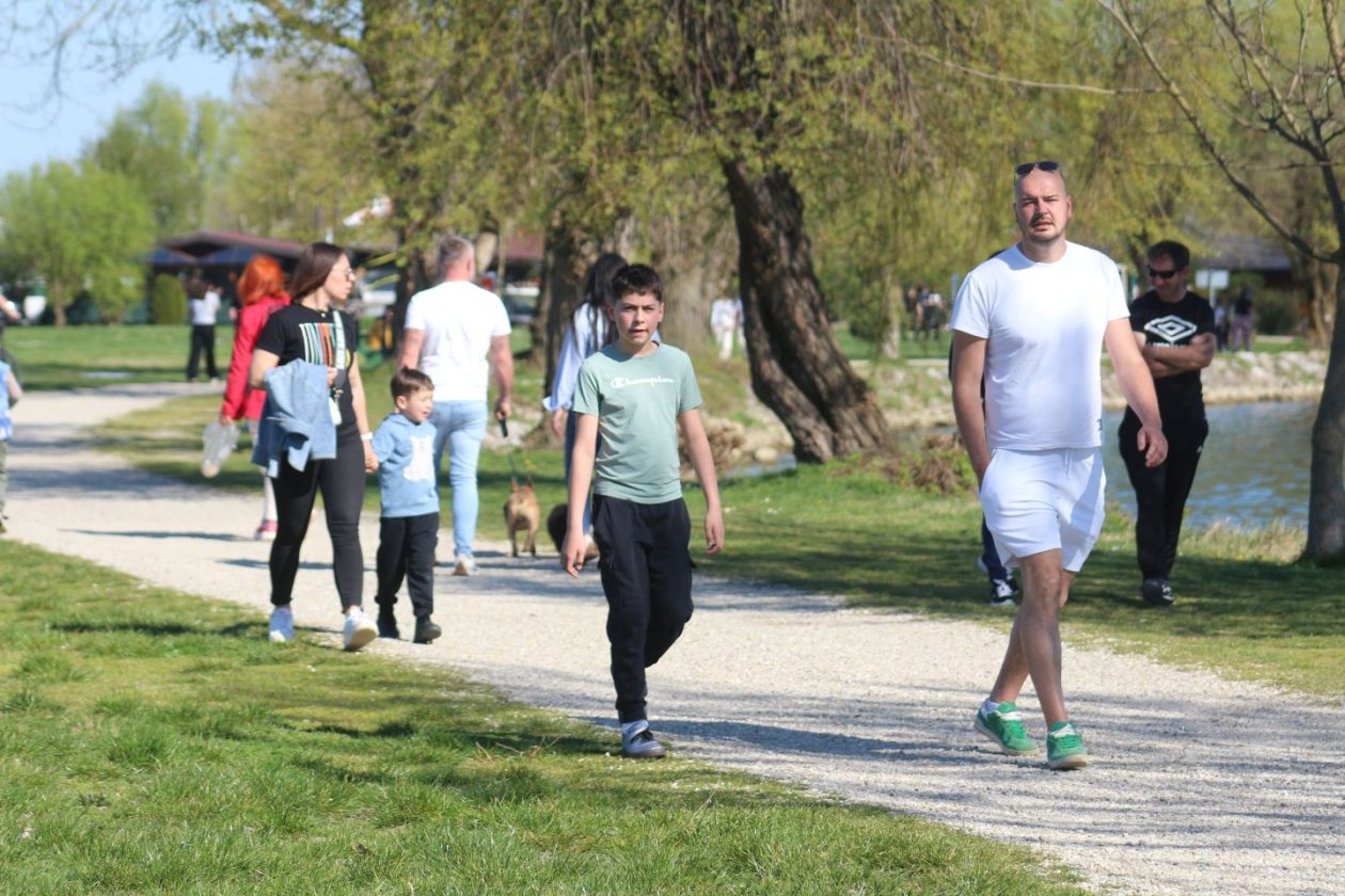 KLIKOM PO MARINI Uskrs na Dravi privukao brojne građane, šetače i rekreativce (25)