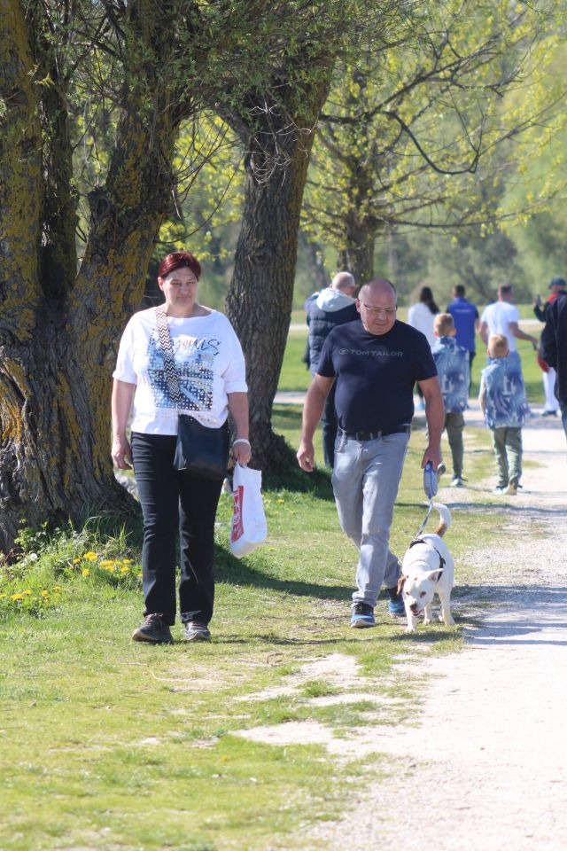 KLIKOM PO MARINI Uskrs na Dravi privukao brojne građane, šetače i rekreativce (44)