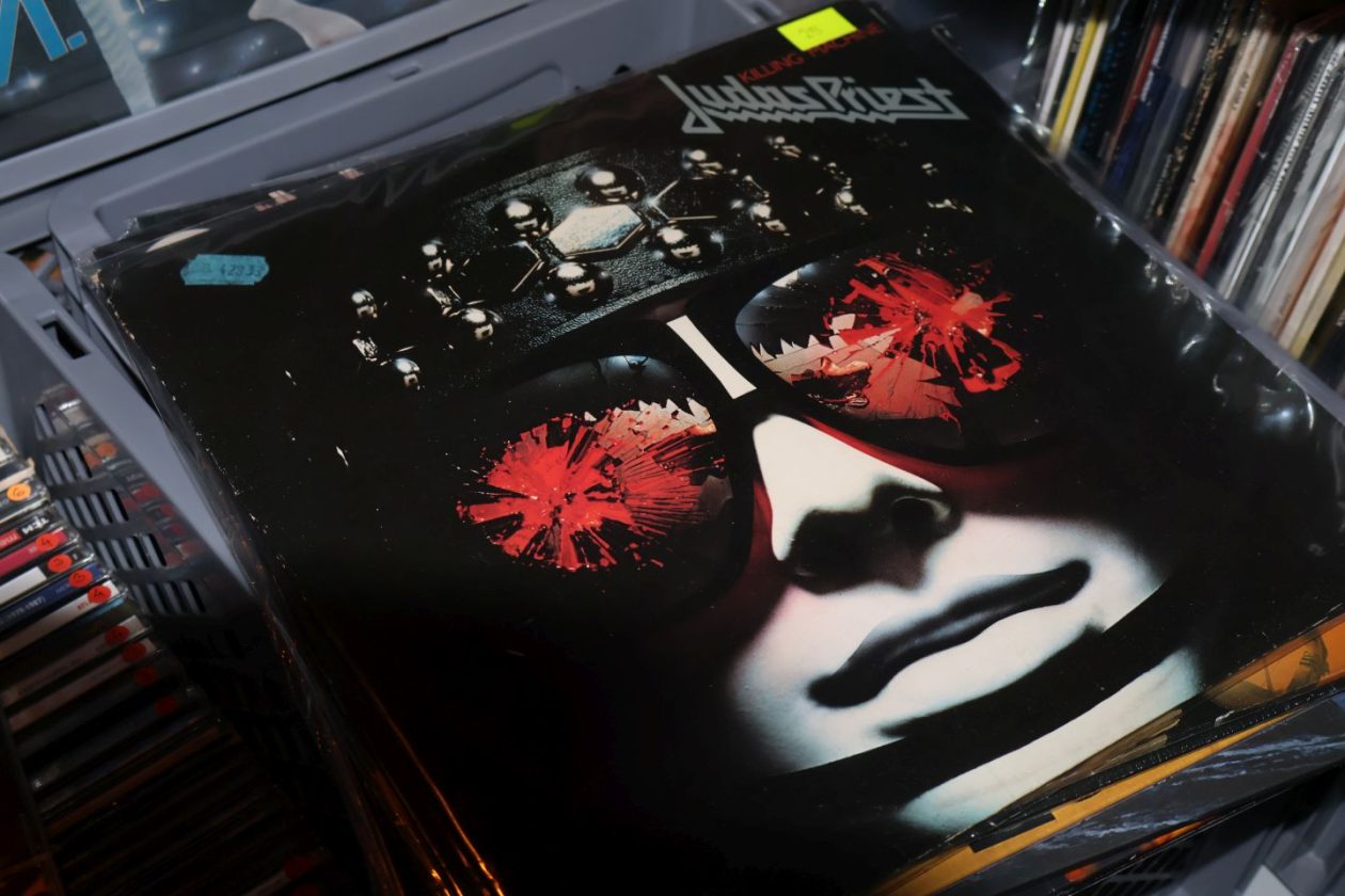 KLUB PROSTOR Blagdanski ugođaj i vinil glazba na jubilarnoj dvadesetoj izložbi ploča (4)