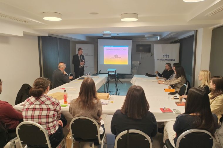 KOMUNIKOLOŠKA ŠKOLA Studentima predstavljen rad Ogranka Matice hrvatske u Čakovcu (1)