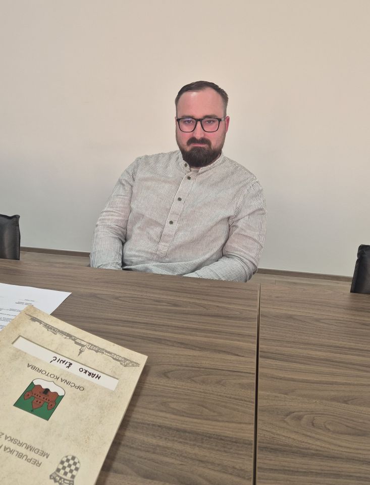 KOTORIBA U općinskoj vijećnici potpisani ugovori o poticajima za kupnju i uređenje nekretnina (6)