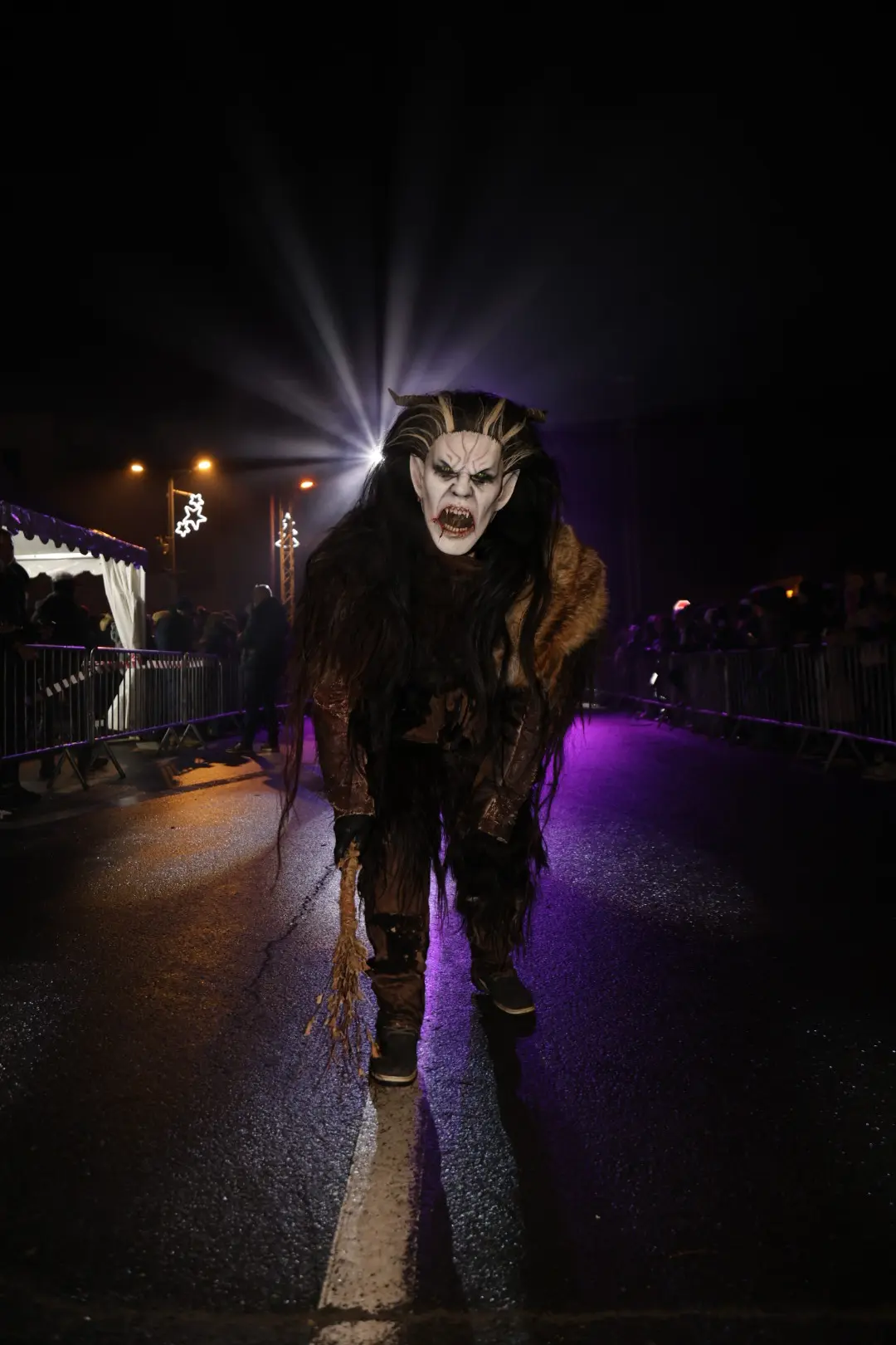 KRAMPUSLAUF SVETI MARTIN (28) KRAMPUSLAUF SVETI MARTIN (28)