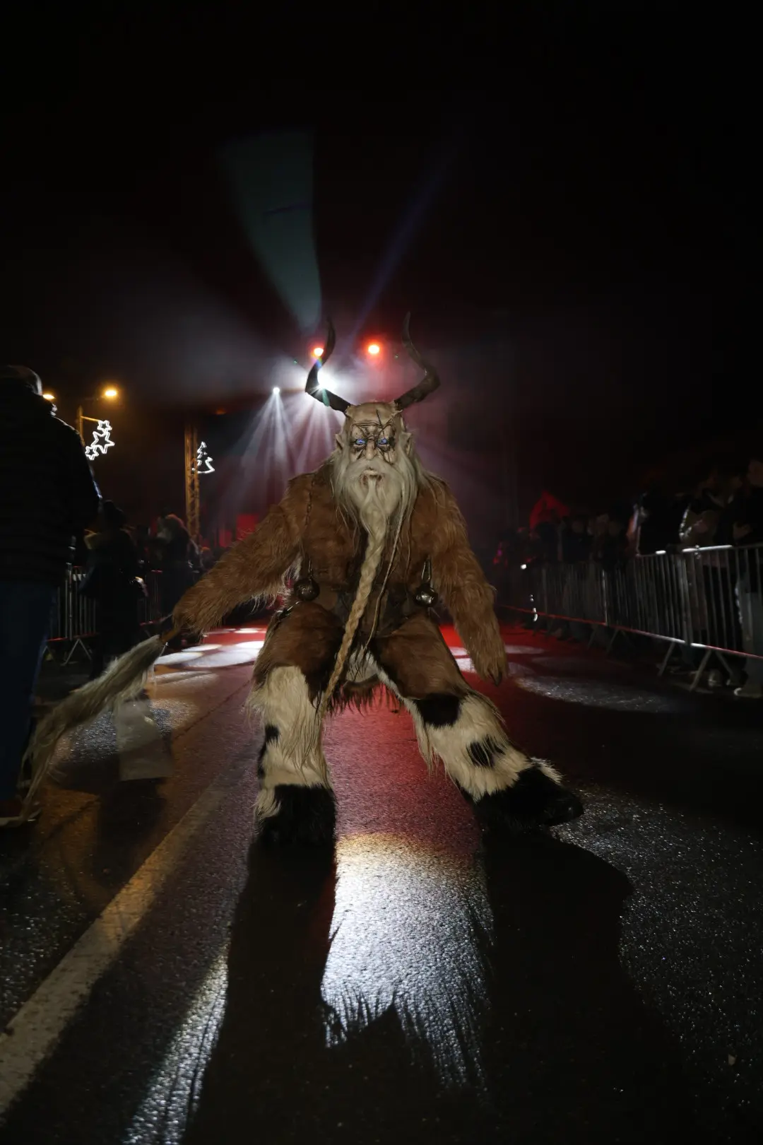 KRAMPUSLAUF SVETI MARTIN (32) KRAMPUSLAUF SVETI MARTIN (32)