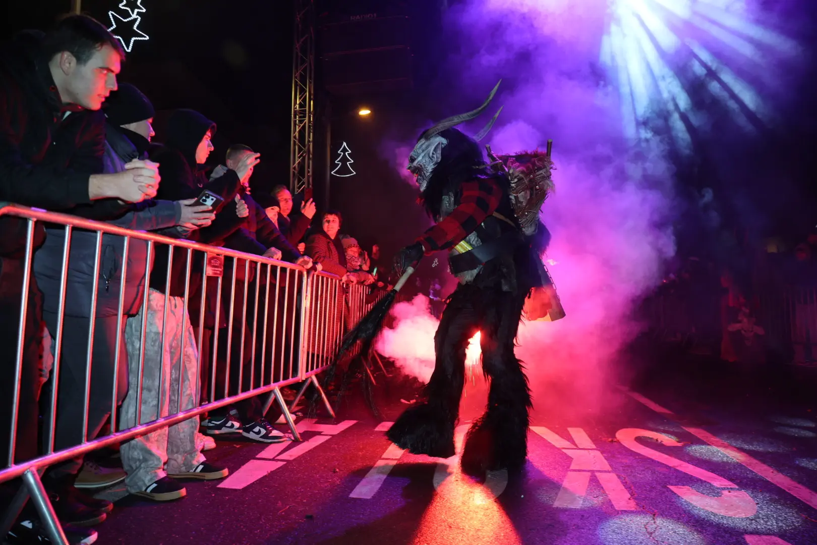 KRAMPUSLAUF SVETI MARTIN (54) KRAMPUSLAUF SVETI MARTIN (54)