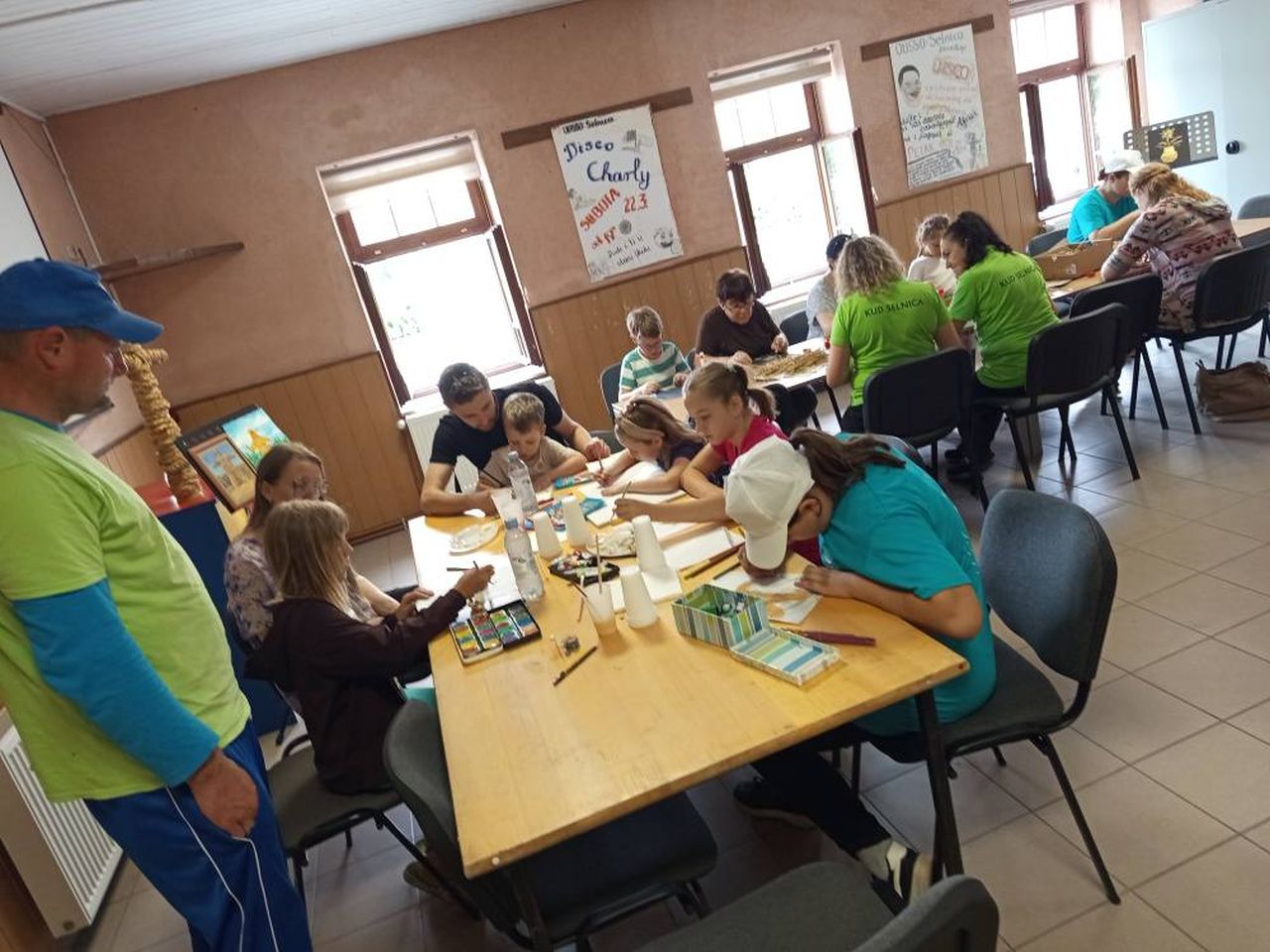 KREATIVNA PROSLAVA Udruga Ana oživjela Pikača slikarstvom, slamom i osmijesima (3) KREATIVNA PROSLAVA Udruga Ana oživjela Pikača slikarstvom, slamom i osmijesima (3)