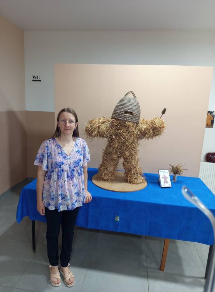 KREATIVNA PROSLAVA Udruga Ana oživjela Pikača slikarstvom, slamom i osmijesima (4) KREATIVNA PROSLAVA Udruga Ana oživjela Pikača slikarstvom, slamom i osmijesima (4)