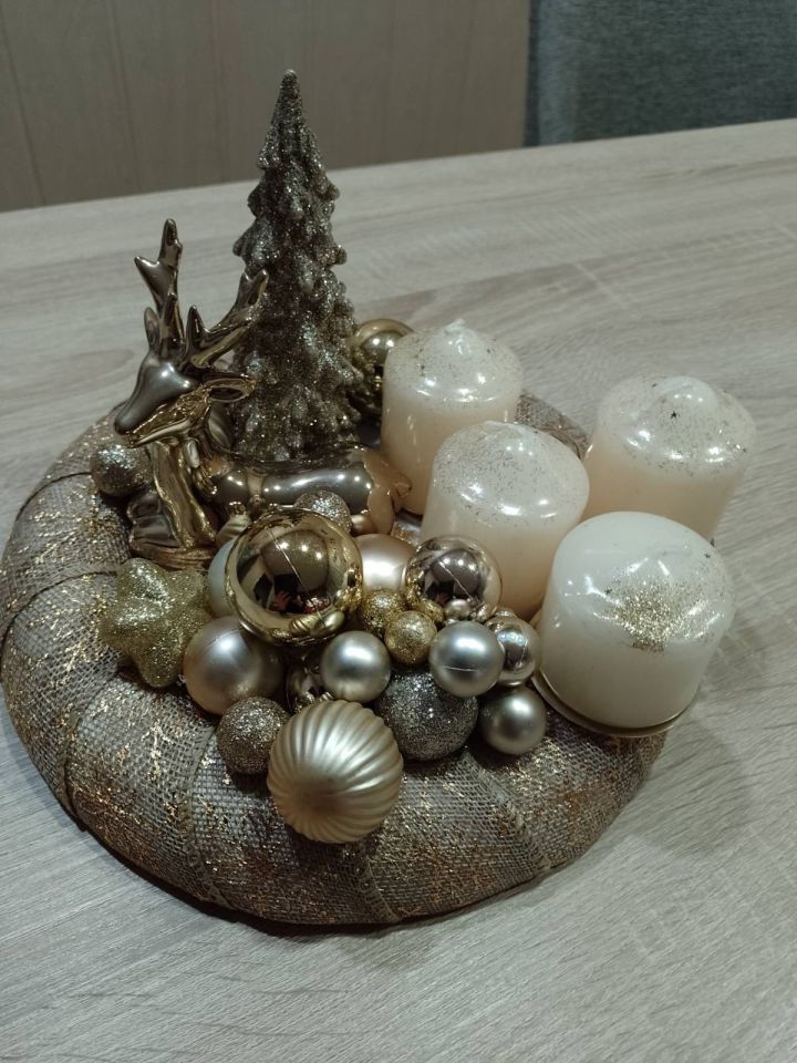 KREATIVNA TERAPIJA Dirljive božićne rukotvorine žena iz Čakovca inspiriraju posjetitelje (2)