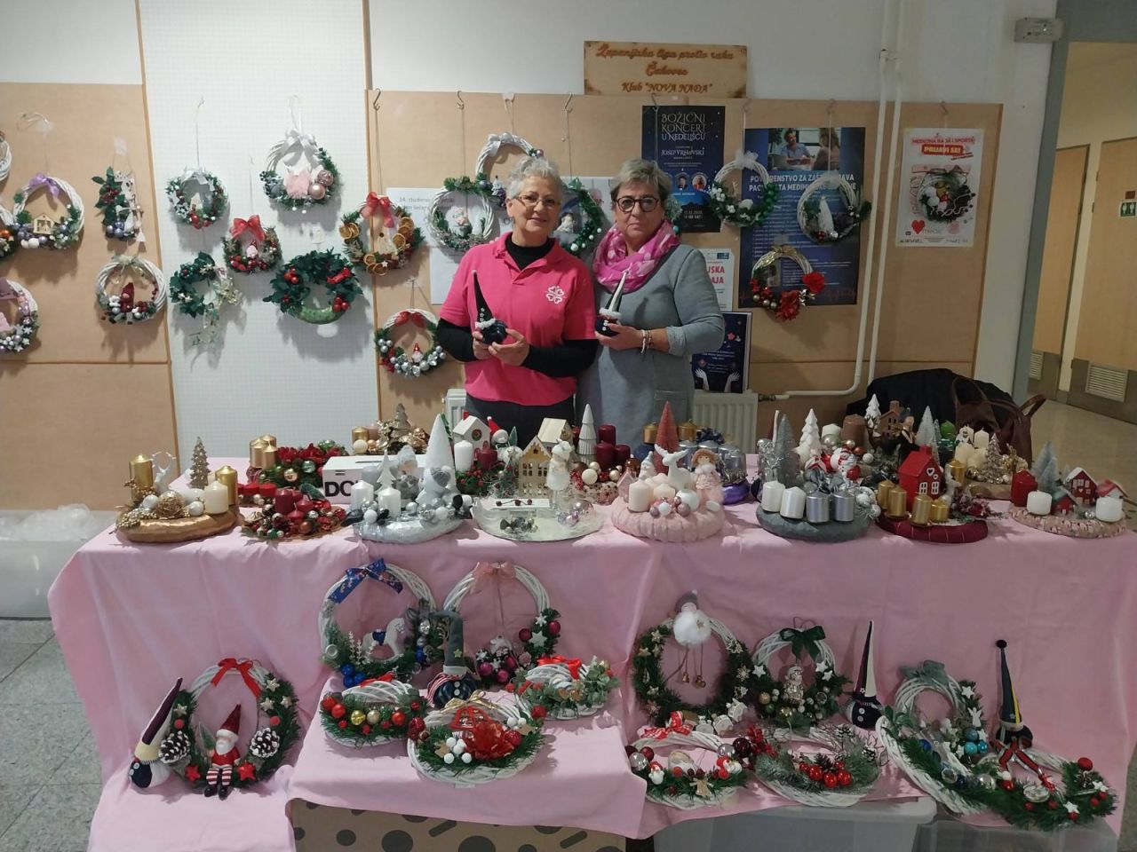 KREATIVNA TERAPIJA Dirljive božićne rukotvorine žena iz Čakovca inspiriraju posjetitelje (4)