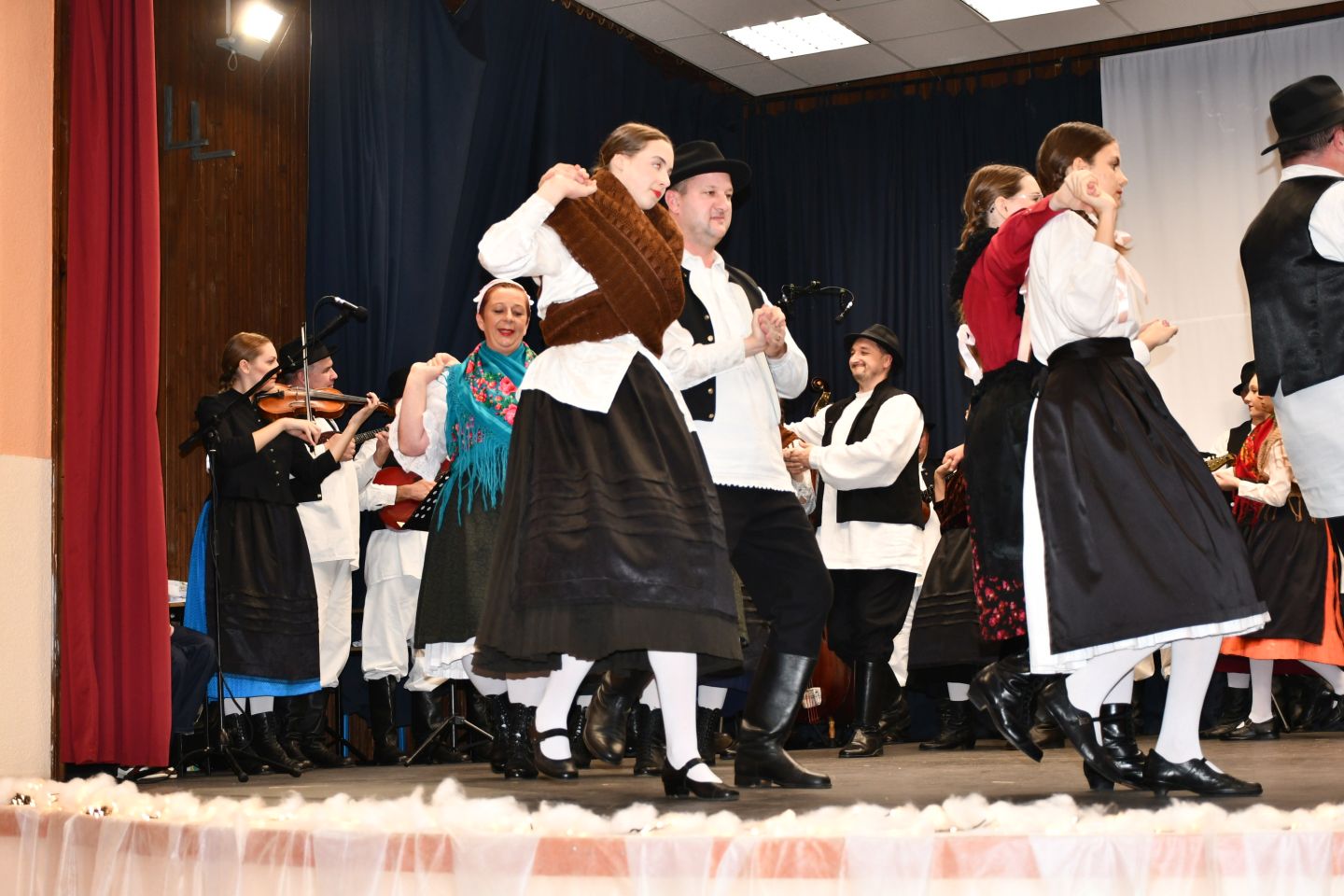 KUD Belica božićna priredba 2025 (18) KUD Belica božićna priredba 2025 (18)