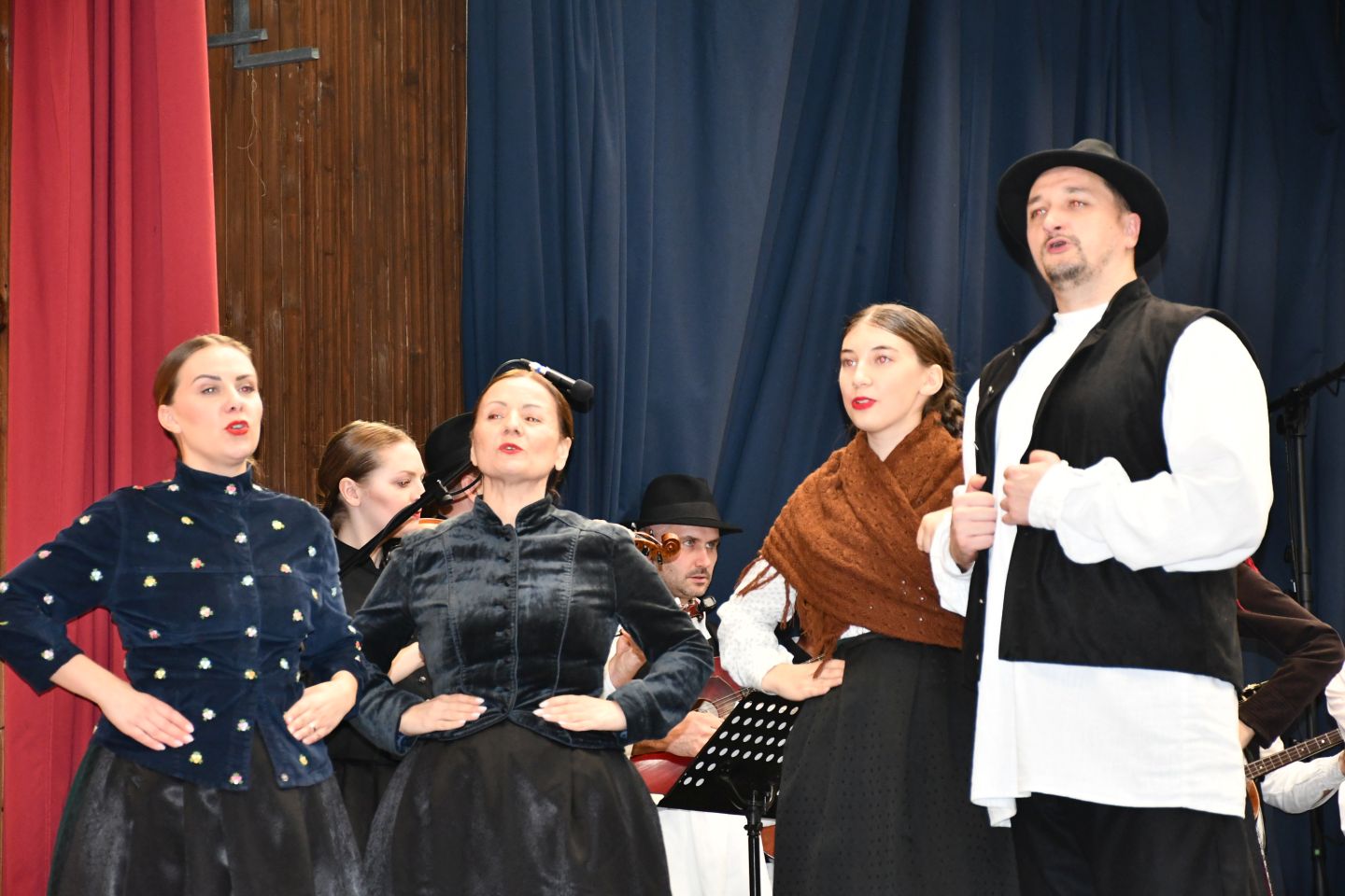 KUD Belica božićna priredba 2025 (9) KUD Belica božićna priredba 2025 (9)