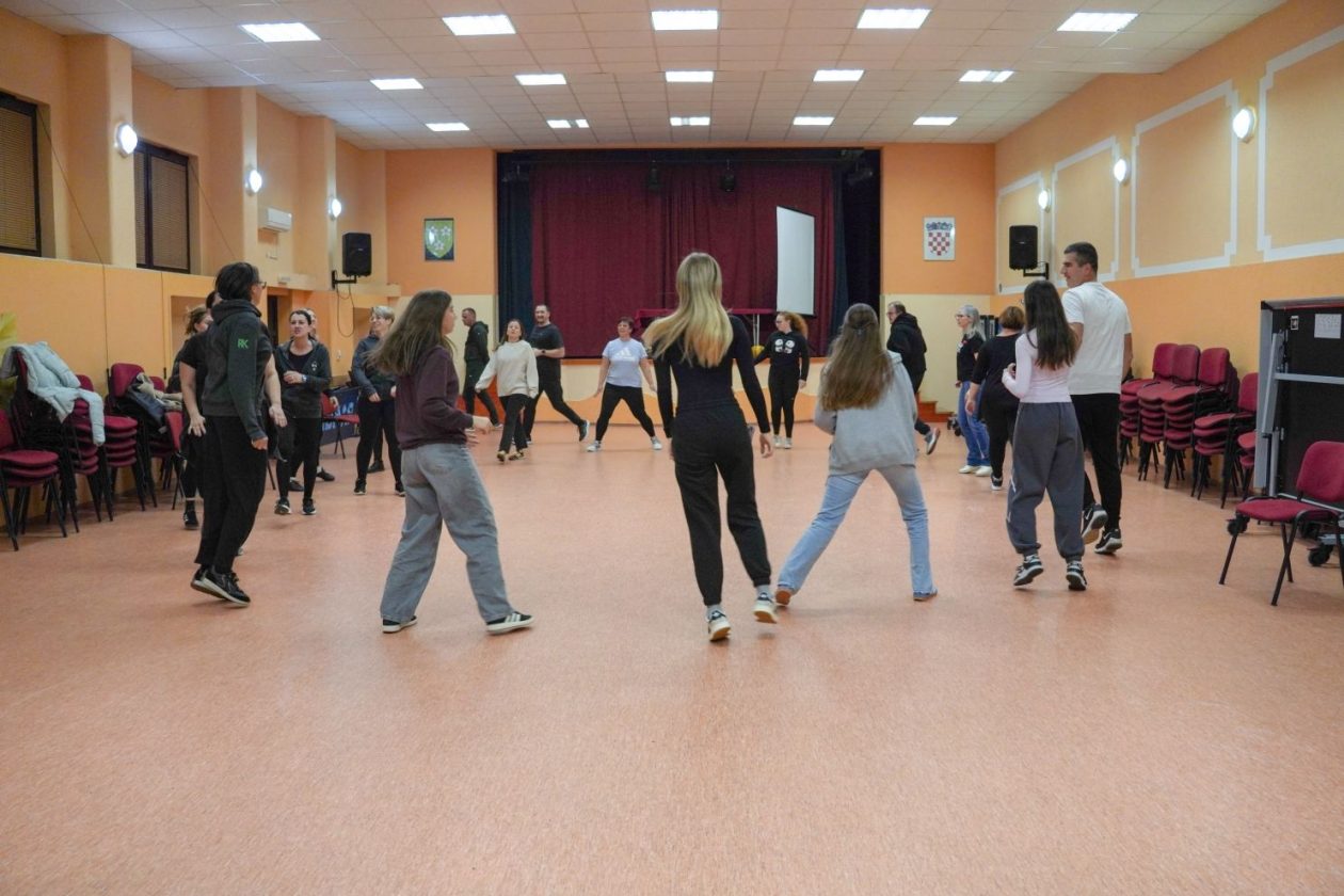 KUD Belica folkloraši (25)