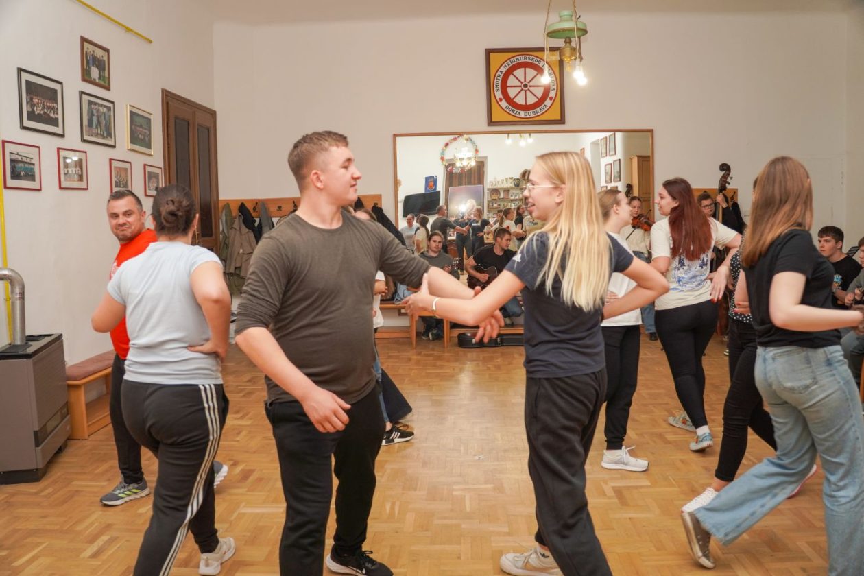 KUD Donja Dubrava folkloraši (34)