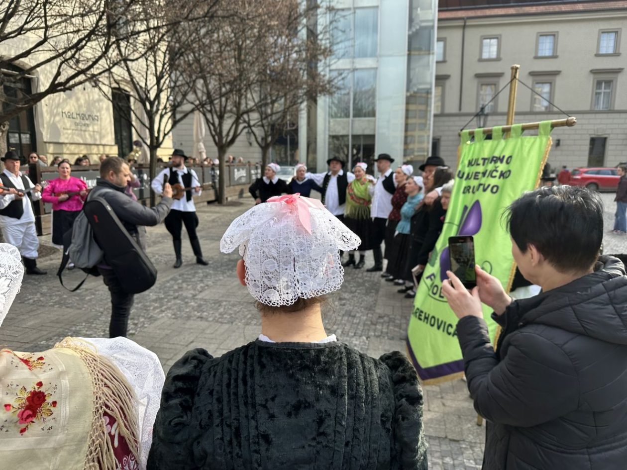 KUD Fijolica Orehovica Prag (11)