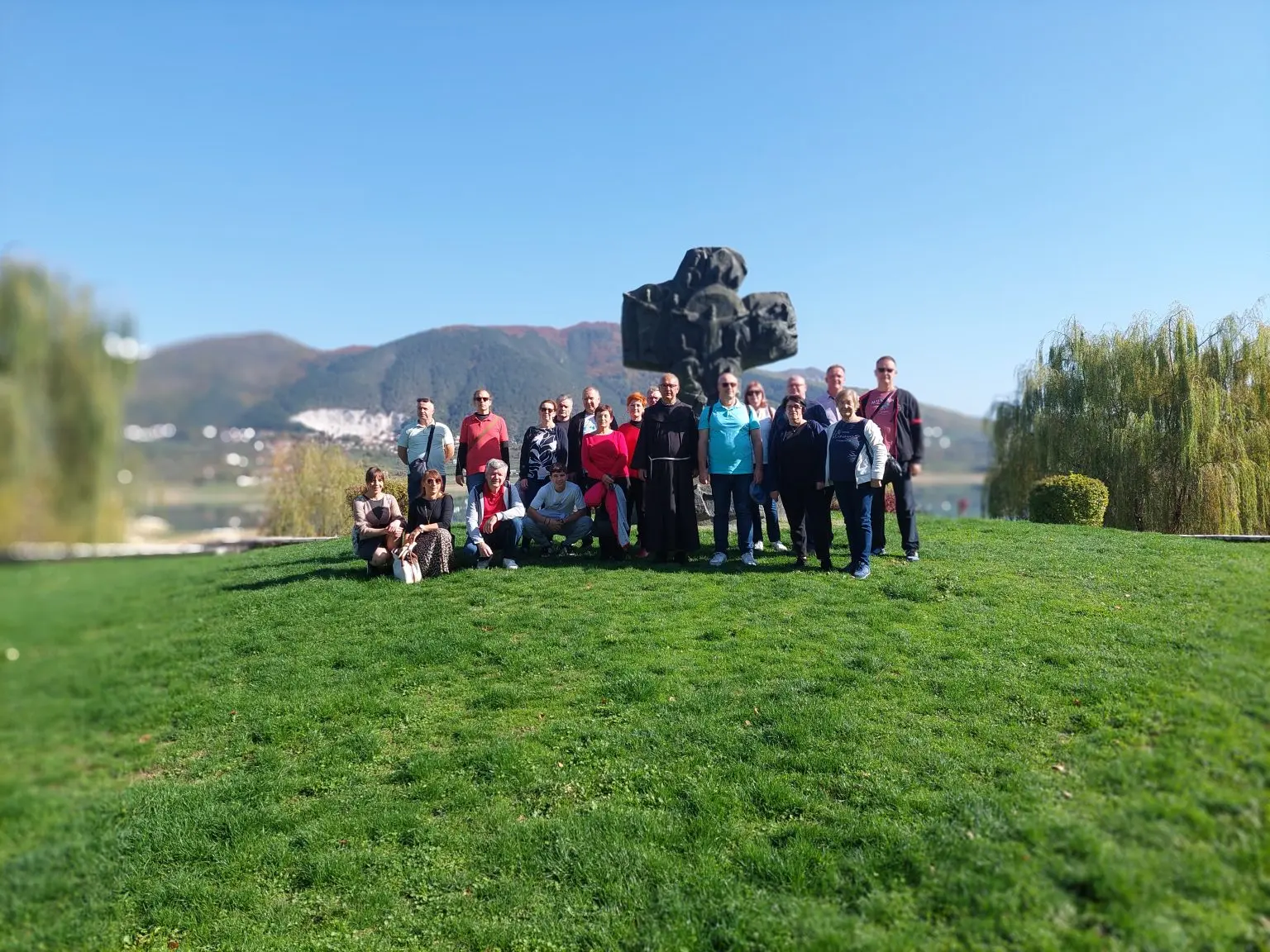 KUD Mihovljan u najboljem svjetlu predstavio Međimurje na Međunarodnoj Smotri Folklora “Kroz Uskoplje s Pjesmom” (6) KUD Mihovljan u najboljem svjetlu predstavio Međimurje na Međunarodnoj Smotri Folklora “Kroz Uskoplje s Pjesmom” (6)