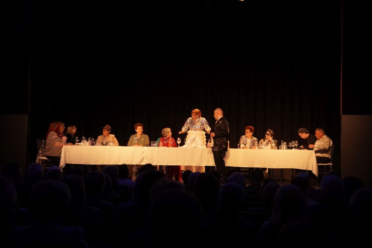 KUD Mura predstava Sommelier (23) KUD Mura predstava Sommelier (23)