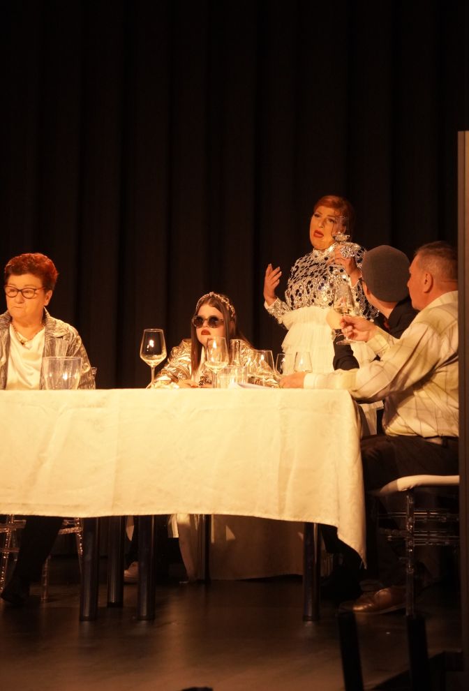 KUD Mura predstava Sommelier (28) KUD Mura predstava Sommelier (28)