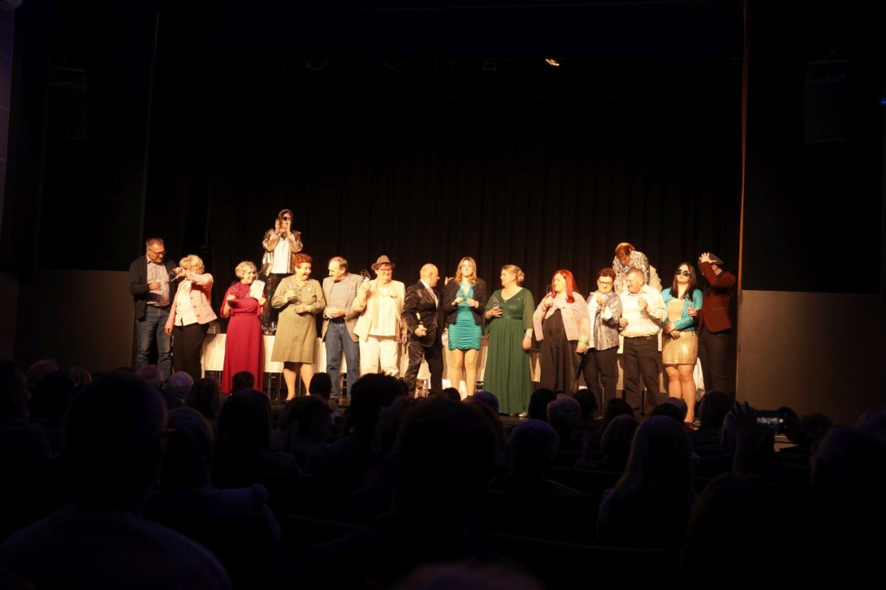 KUD Mura predstava Sommelier (32) KUD Mura predstava Sommelier (32)