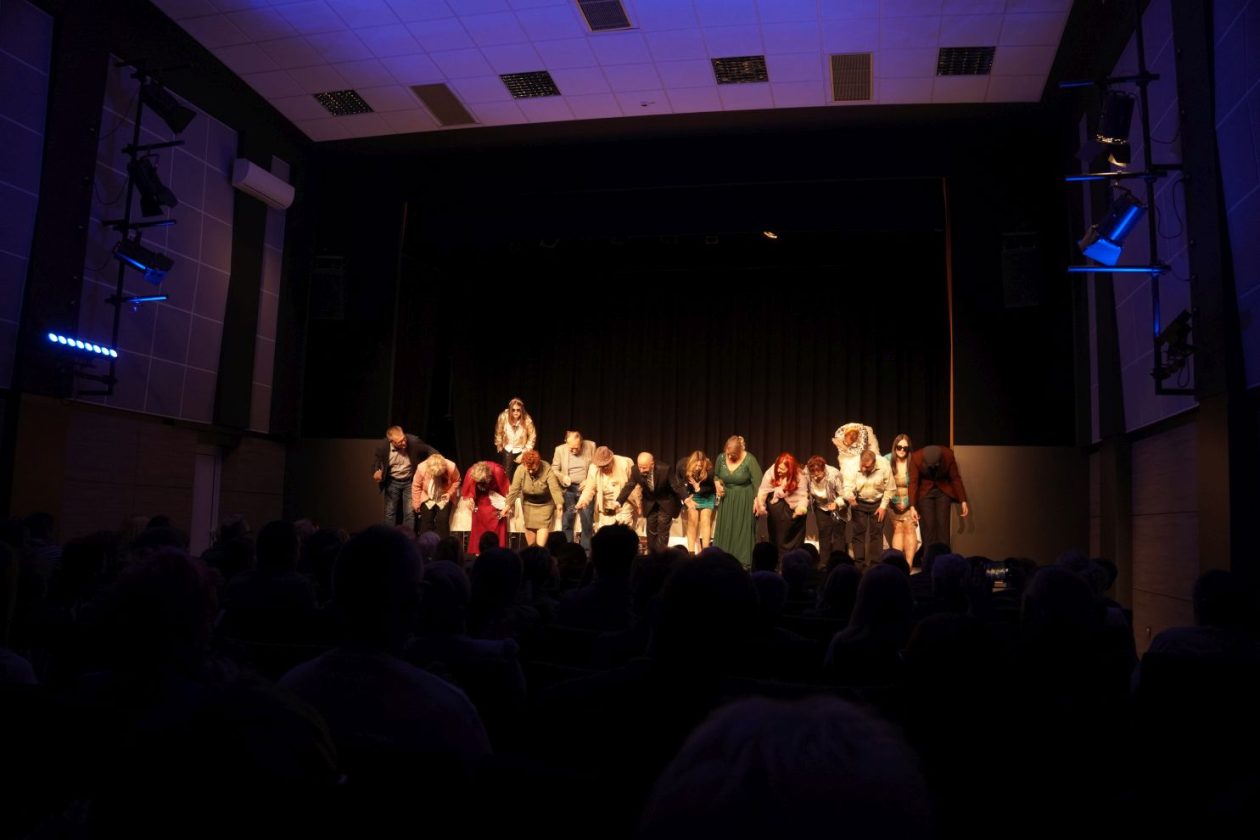 KUD Mura predstava Sommelier (35) KUD Mura predstava Sommelier (35)