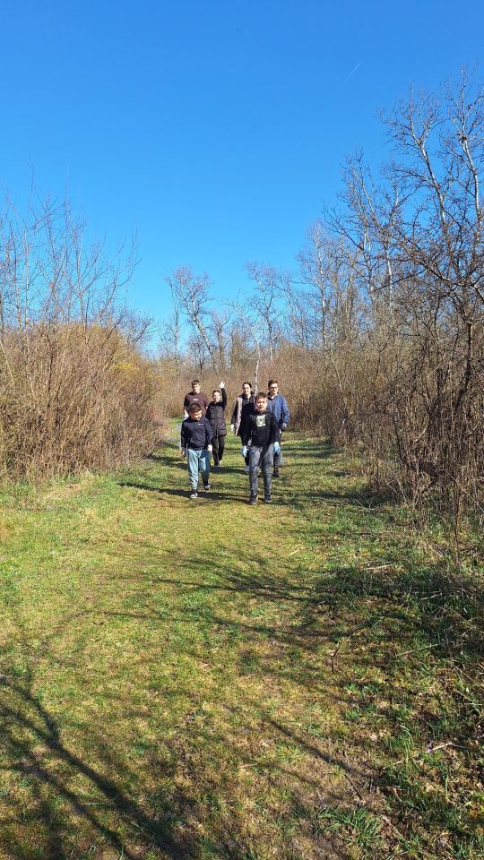 KUD SELJAČKA SLOGA Članovi očistili šetnicu Vrata Pažuta i prostor ispod dobravskog mosta (4)