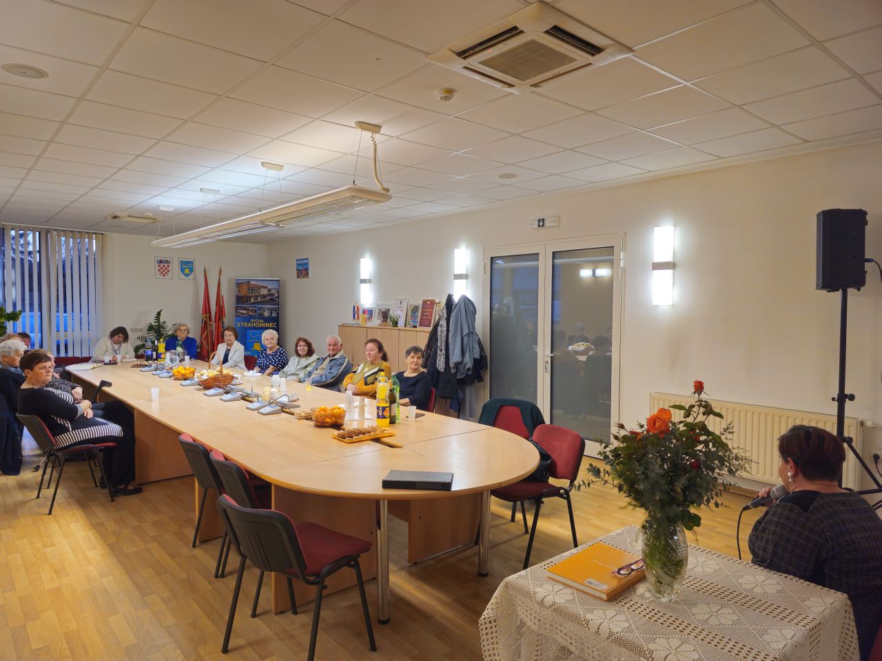 KULTURA I DRUŽENJE U Strahonincu dijelili emocije kroz poeziju, prozu i pjesmu   (3)