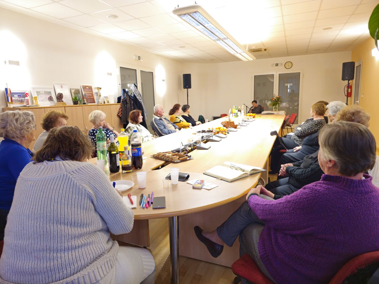 KULTURA I DRUŽENJE U Strahonincu dijelili emocije kroz poeziju, prozu i pjesmu   (4)