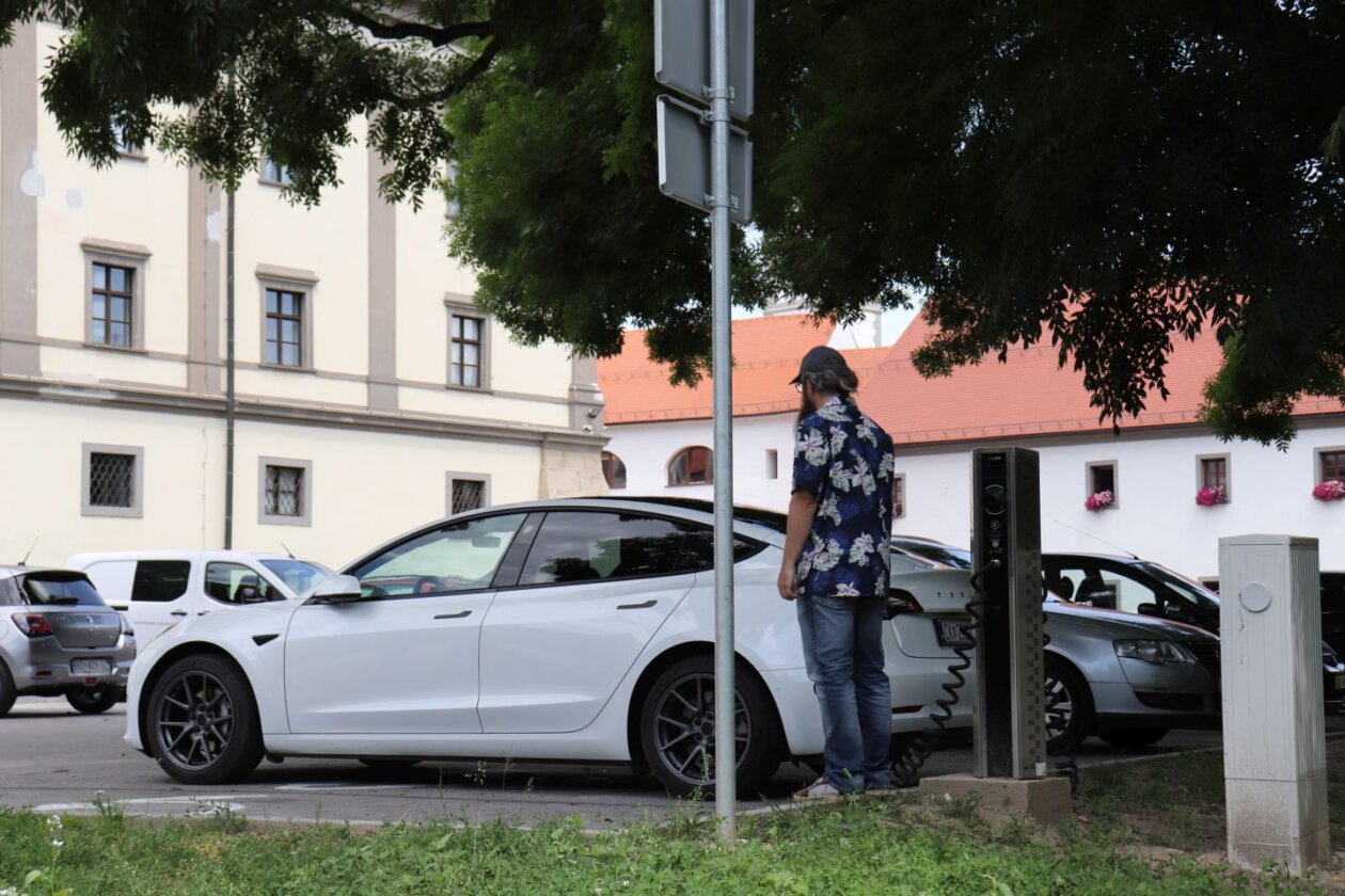 KULTURA S PUNJAČEM Muzej Međimurja dobio moderno parkiralište (7)