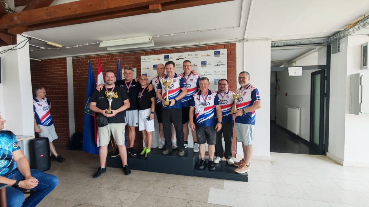 KUP GRADA Velika berba medalja za Streljačko društvo Mihovil! (7)