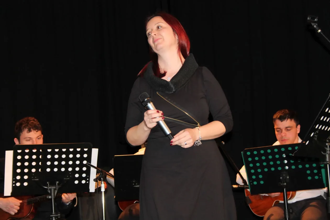 KUU ZASADBREG (12) KUU ZASADBREG (12)