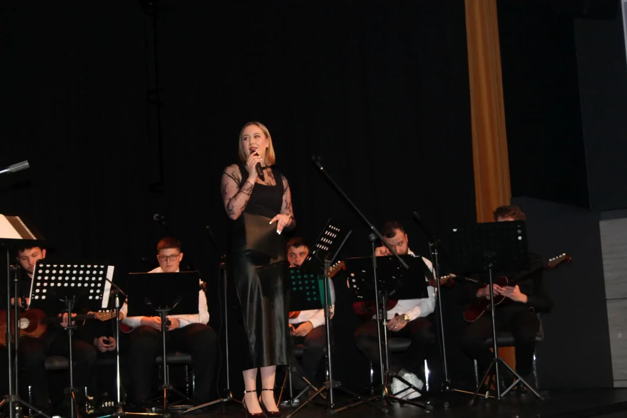 KUU ZASADBREG (16) KUU ZASADBREG (16)