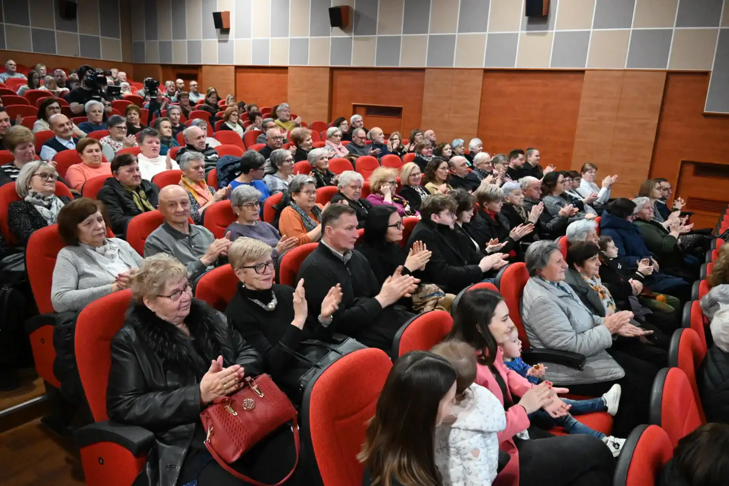 KUU Zvon godišnji koncert 2025 (11) KUU Zvon godišnji koncert 2025 (11)