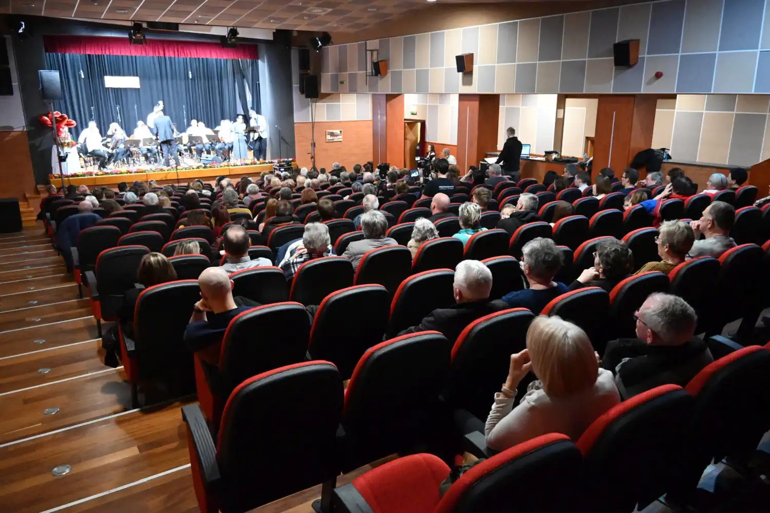 KUU Zvon godišnji koncert 2025 (31) KUU Zvon godišnji koncert 2025 (31)