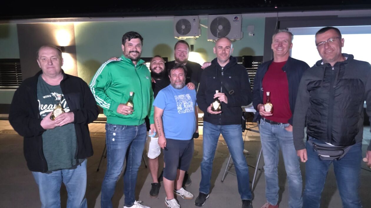 KVIZ POD ZVIJEZDAMA Mario Kovač razveselio Mursko Središće, pobjedu odnijela ekipa ‘Skupazajedno’ (5) KVIZ POD ZVIJEZDAMA Mario Kovač razveselio Mursko Središće, pobjedu odnijela ekipa ‘Skupazajedno’ (5)