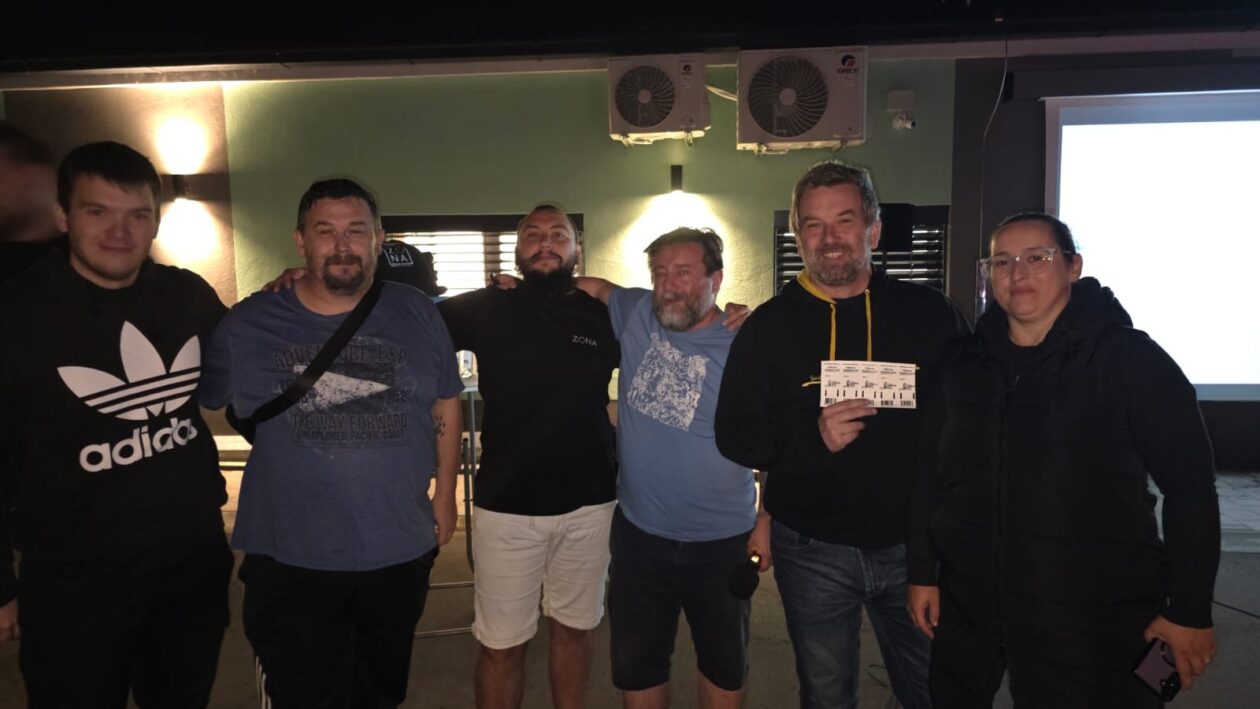 KVIZ POD ZVIJEZDAMA Mario Kovač razveselio Mursko Središće, pobjedu odnijela ekipa ‘Skupazajedno’ (7) KVIZ POD ZVIJEZDAMA Mario Kovač razveselio Mursko Središće, pobjedu odnijela ekipa ‘Skupazajedno’ (7)