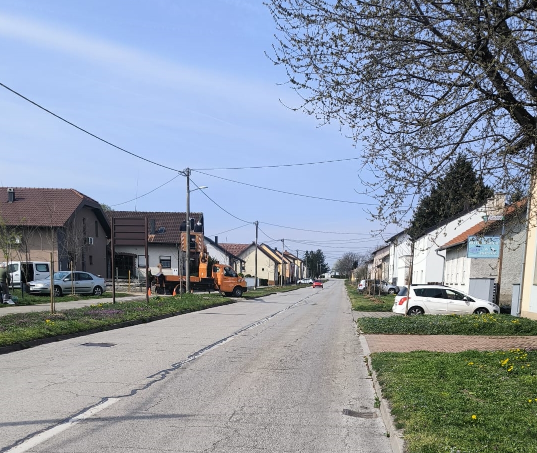 Kamera (3) Kamera (3)