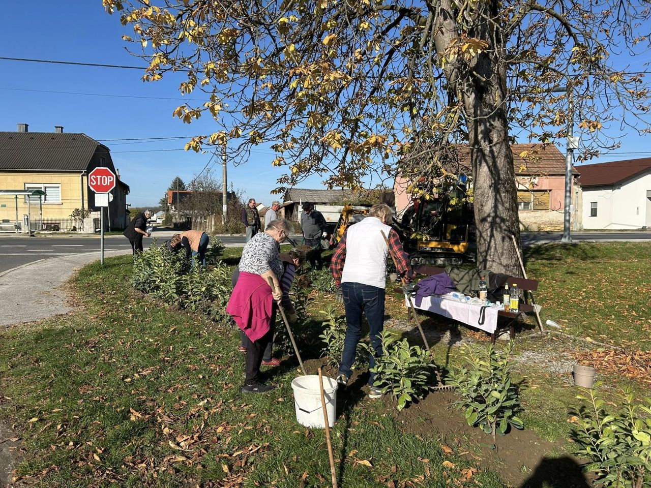 Kapela Uzvišenja sv. Križa u Pušćinama – udruga žena Puščine 2