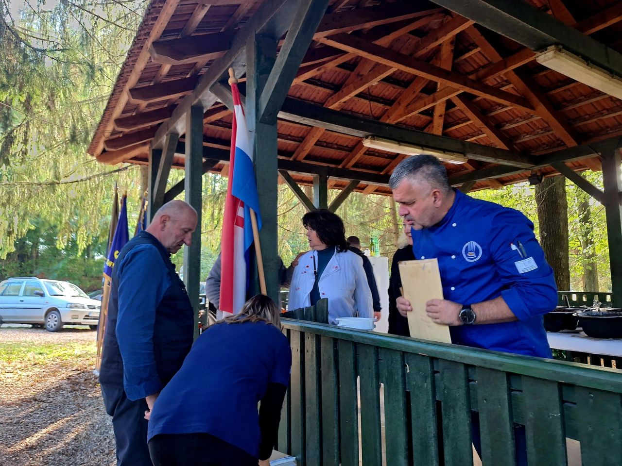 Karlovački Pinkleci blistali na memorijalnom Bogračfestu (9) Karlovački Pinkleci blistali na memorijalnom Bogračfestu (9)